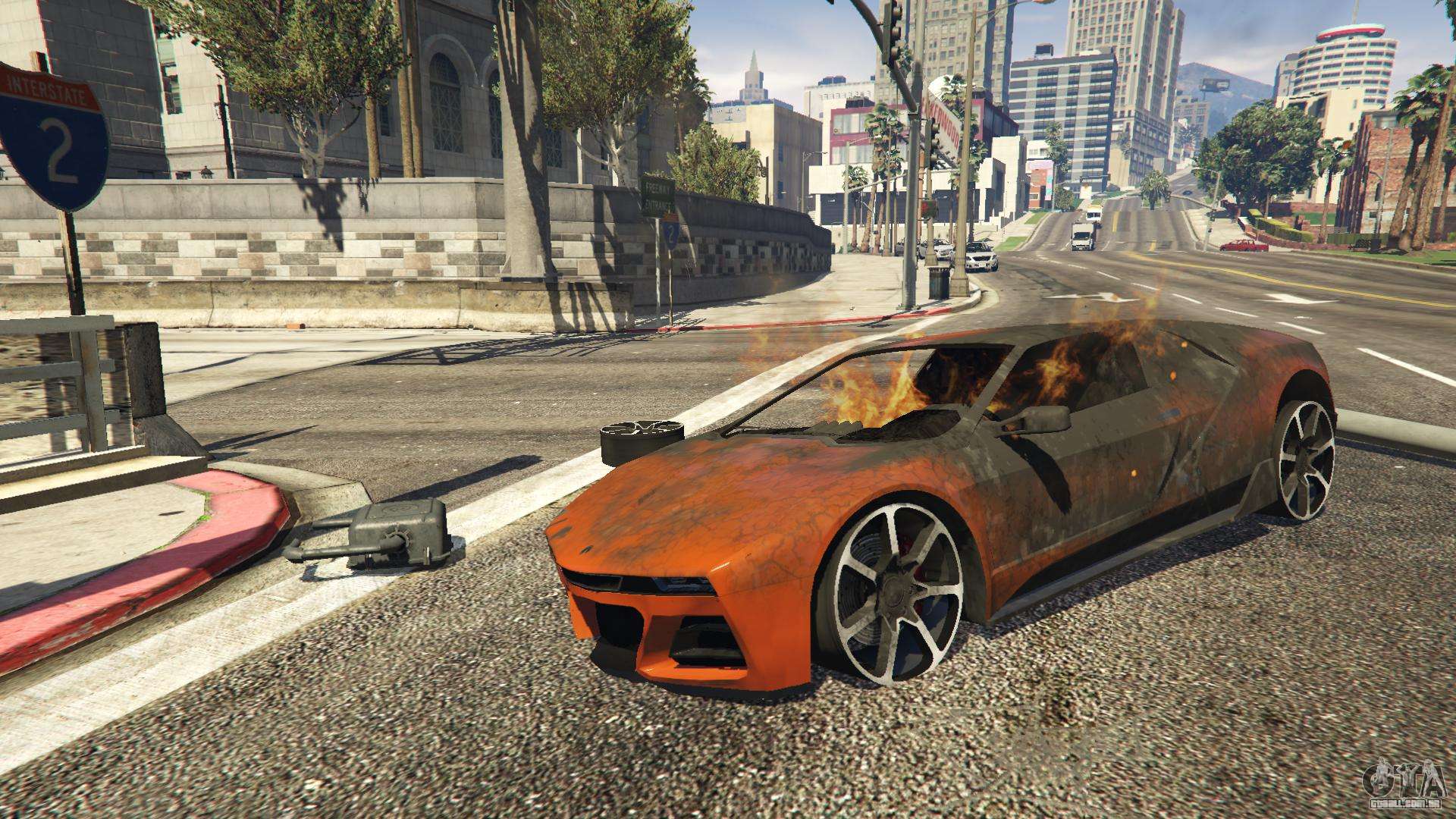 Como segurar um carro em GTA 5