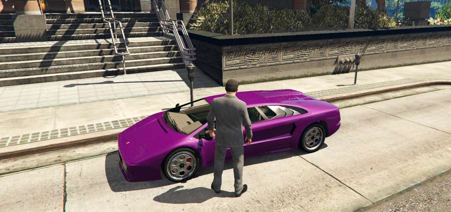 Para bloquear um carro em GTA 5