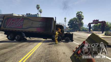 Como explodir um carro em GTA 5