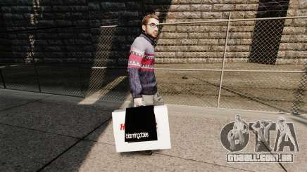 Sacos Bloomingdales e o Hard Rock Cafe para GTA 4