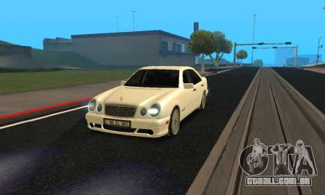 Mercedes-Benz E420 Armenian para GTA San Andreas