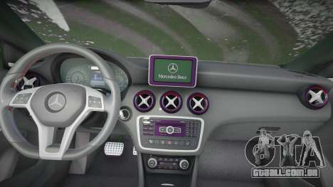 Mercedes-Benz A45 AMG Versão de inverno para GTA San Andreas
