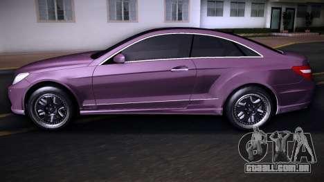 Mercedes-Benz E500 (C207) Coupe v1 para GTA Vice City