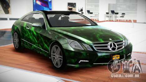 Mercedes-Benz E500 QD S7 para GTA 4