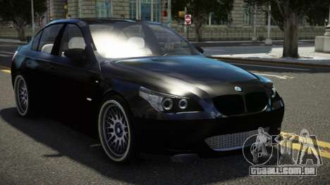 BMW M5 E60 CB para GTA 4